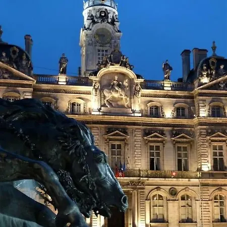 Le Secret, Climatise, Place Des Terreaux-lyon 1er Lyon