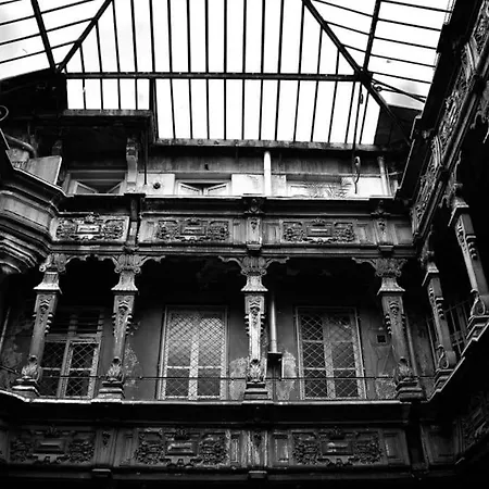 Le Secret, Climatise, Place Des Terreaux-lyon 1er *