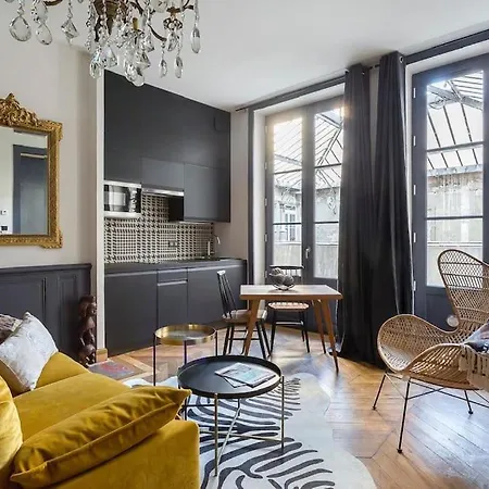 Le Secret, Climatise, Place Des Terreaux-lyon 1er